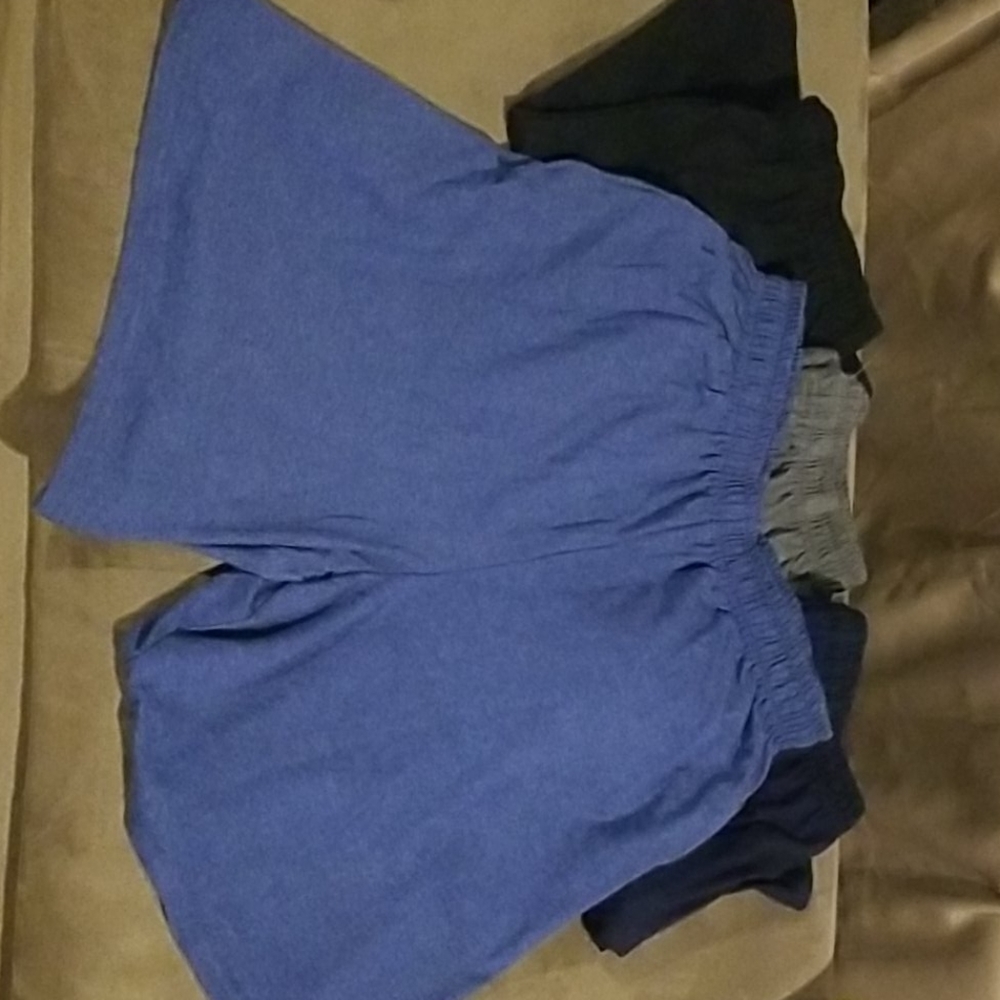 Lot of 4 Mens Medium Shorts